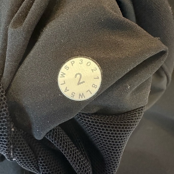 Lululemon On The Fly Pant 28" Black 2 XS First Release W5ALWS luxtreme travel - Picture 6 of 8